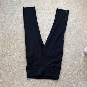 Black Lululemon leggings